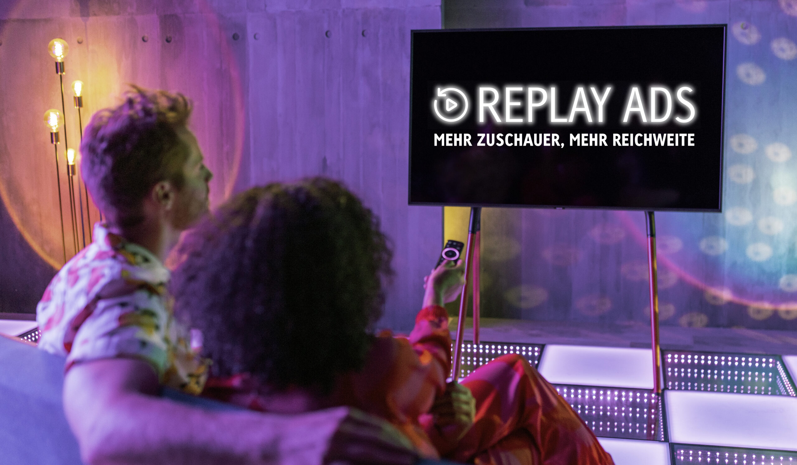 replay-ads_g7a9587_de